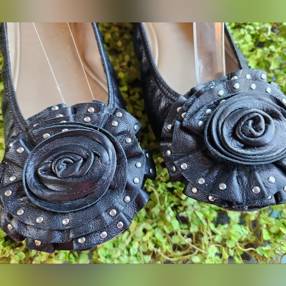 VALENTINO Black Luxe Leather Ornate Silver Studs Rosette Toes Ballet Flats Shoes - Picture 4 of 15